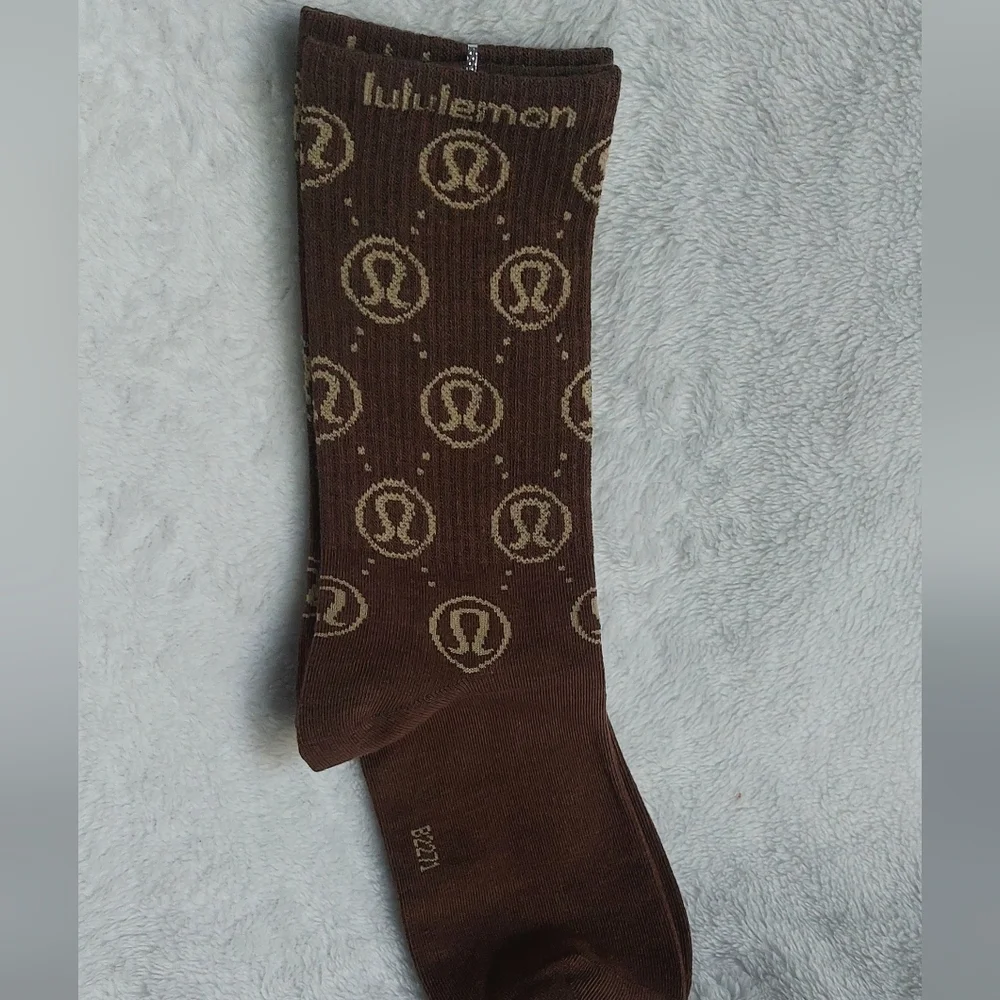 Lululemon Brown and Tan Logo Socks